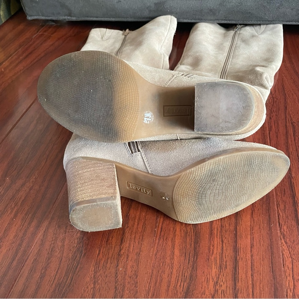 Levity Ursula Beige Suede Leather Scrunch Slouch knee High Block Heel Boots Sz 7 - Picture 8 of 10